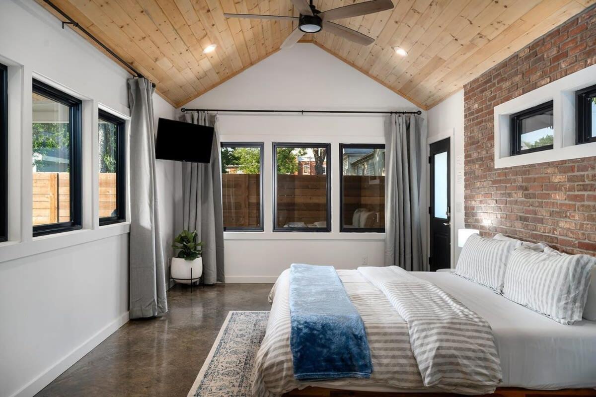 Petit Paradis Studio With Hot Tub เฟรเดอริกส์เบิร์ก ภายนอก รูปภาพ