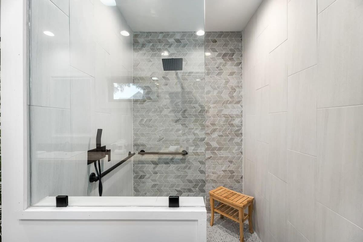 Petit Paradis Studio With Hot Tub เฟรเดอริกส์เบิร์ก ภายนอก รูปภาพ