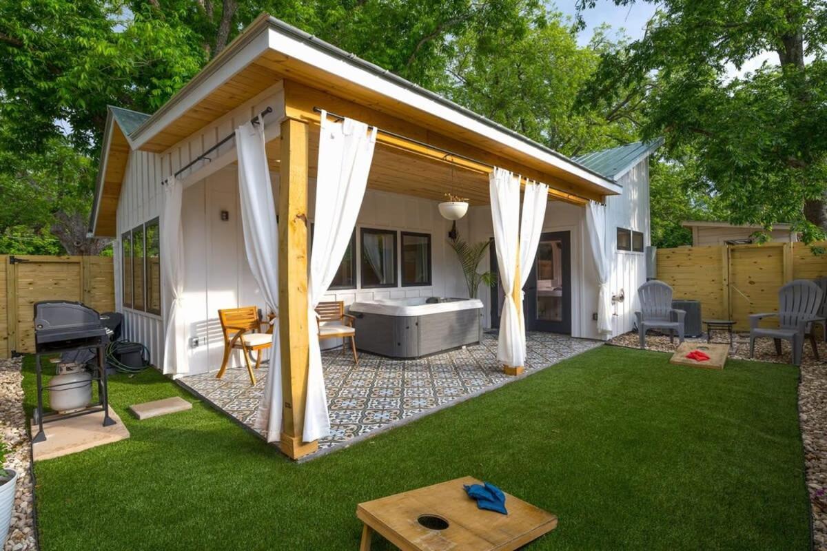 Petit Paradis Studio With Hot Tub เฟรเดอริกส์เบิร์ก ภายนอก รูปภาพ